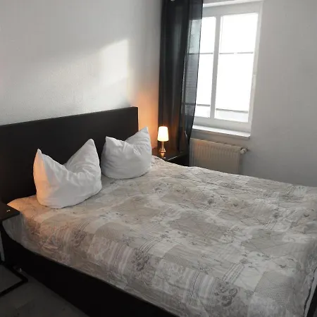 Gartenhaus Diana - 120 M Zum